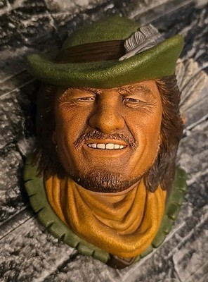Bossons ROBIN HOOD Chalkware Head Figure Congleton England Pre-owned 