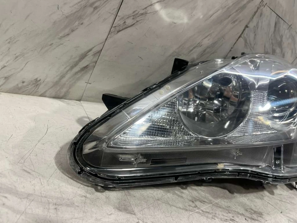 2006 2010 LEXUS IS250 IS350 CONJUNTO DE FARÓIS OEM LH LADO ESQUERDO DO MOTORISTA ESCONDIDO XENÔNIO - Imagem 2 de 4