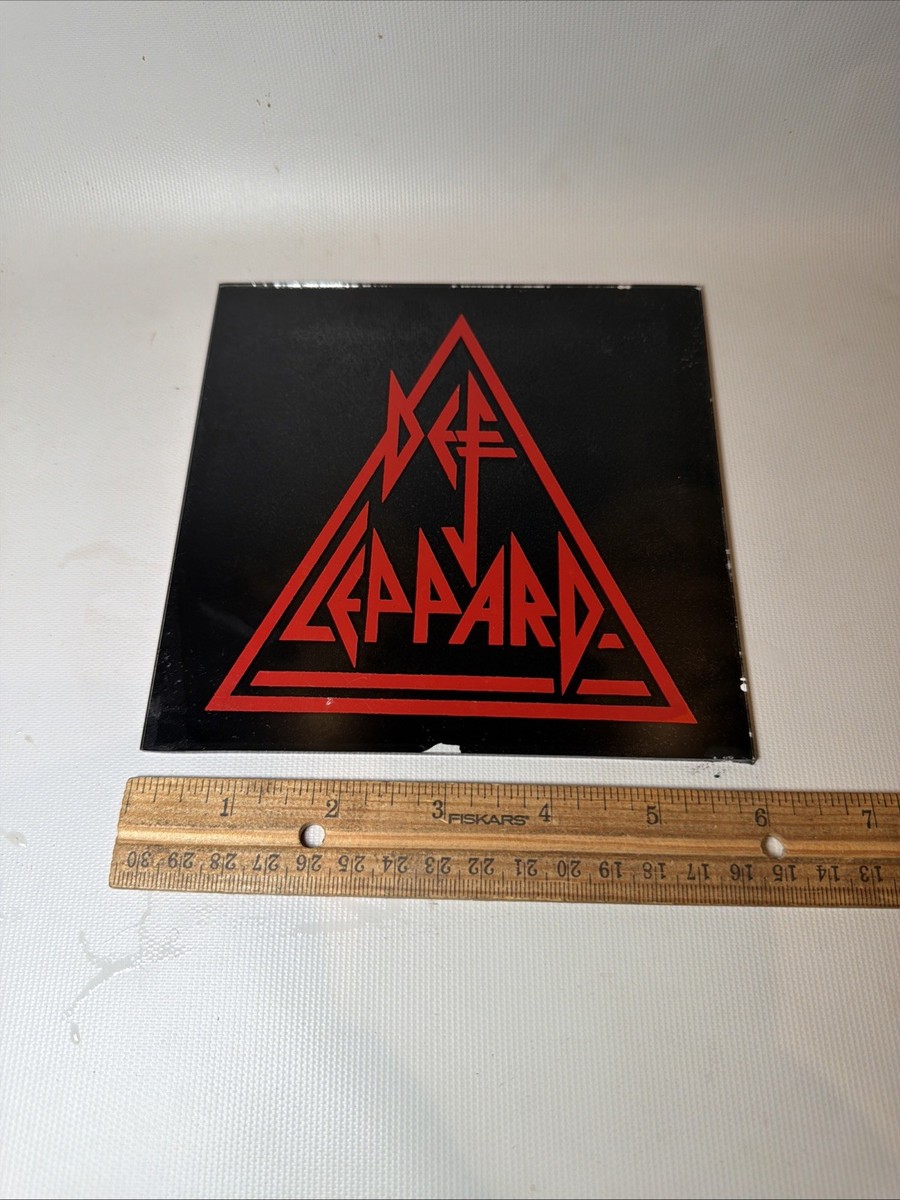 80's ヴィンテージ Def Leppard カーニバル・グラス・ミラー Vintage 1980s Def Leppard 6x6 Rock Carnival Fair Prize Glass