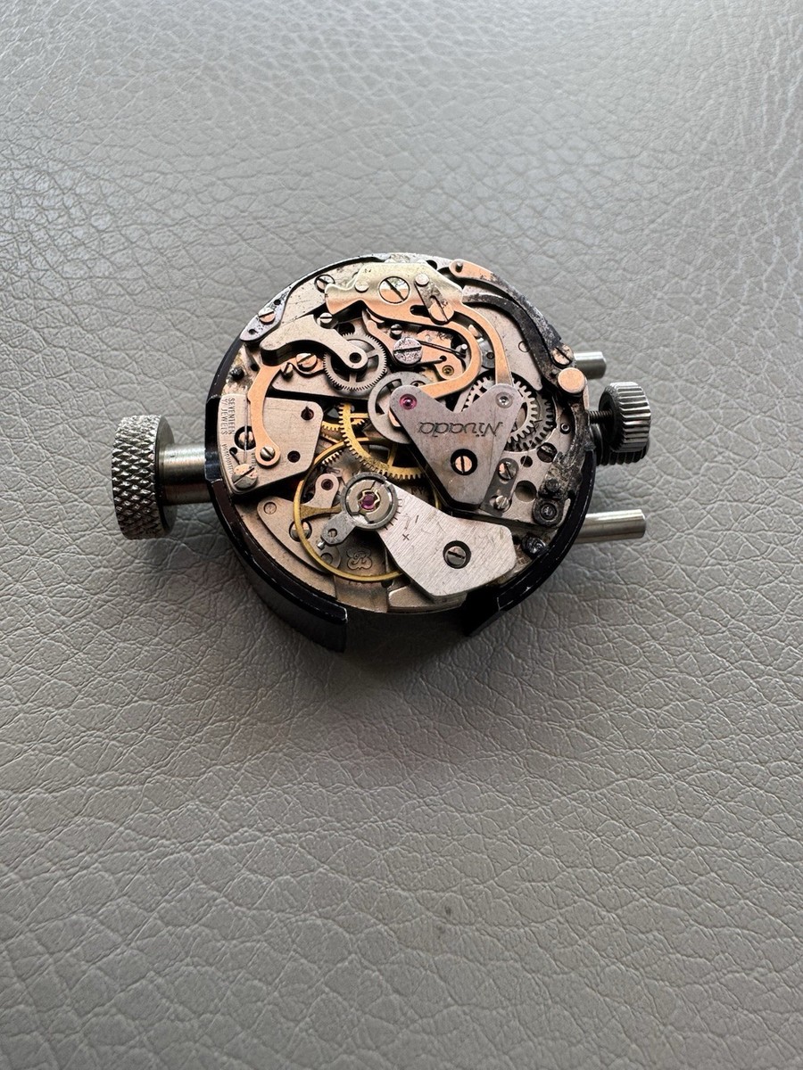 Valjoux 7733 NIVADA Movement 17 Jewels Hand Winding. Not Running