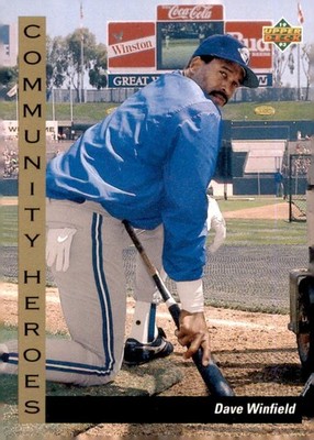 1993 Upper Deck #40 Dave Winfield Gold Hologram