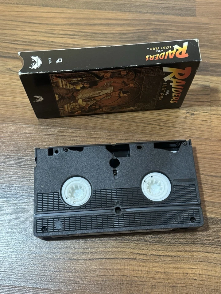 Indiana Jones Raiders of the Lost Ark (VHS Early Release) Tested Working Good - Image 4 of 4