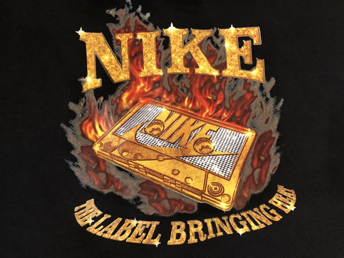 New XL Nike Sportswear Heat Label Mixtape Graphic Hoodie New XL Nike Sportswear Heat Label Mixtape Graphic Hoodie