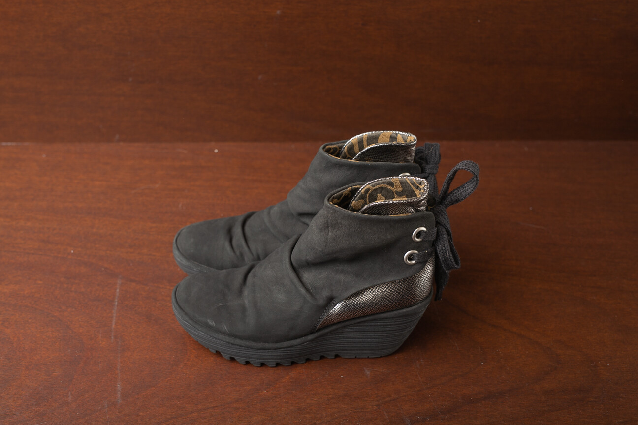 Fly London Yama Boots Size 38 Black and 