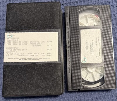 PURETONE-ADDICTED TO BASS (2 VERS)/UNDERWORLD+/2002 V2 VHS PROMO MUSIC VIDEOS