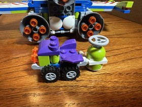 LEGO Toy Story 7593 Buzz's Star Command Spaceship; Complete w/ Minfigures, Box
