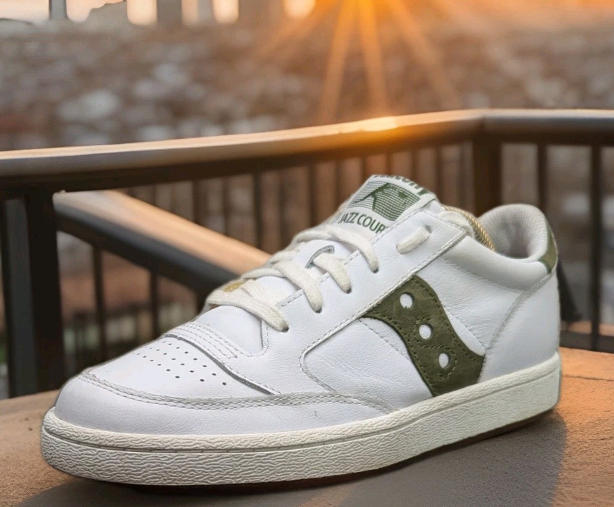 Mens Saucony Jazz Court Athletic Shoes Sz 6.5 Used White  display picture 1