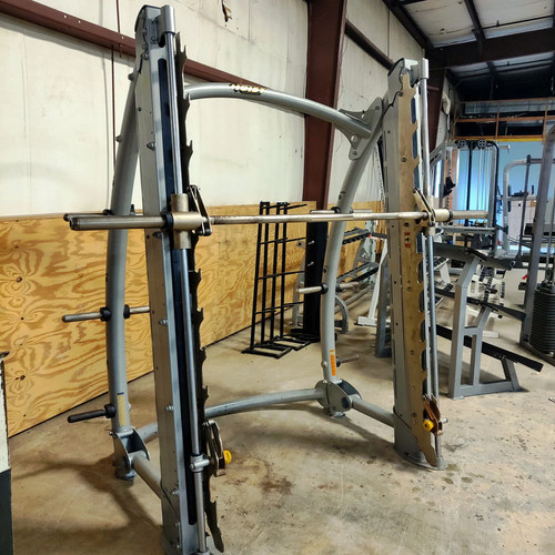 Hoist CF-3753 7 Degree Smith Machine