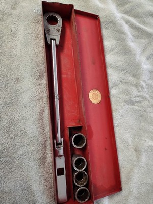 MAC Tools USA Incomplet Front End Alignment Ratchet Pass Through Thru Socket Set