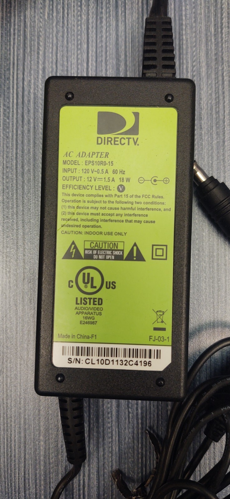 Power Supply Charger 12v 1.5a 18w Model: Eps10r1-15