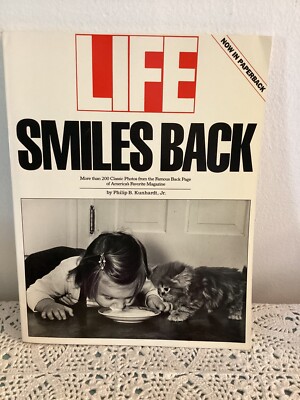 Life Smiles Back by Philip B. Kunhardt Jr. (1988, Trade Paperback