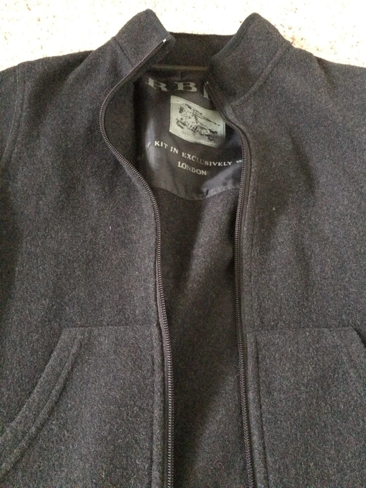 Chaqueta Burberry, Auténtica, Niños, Talla 10Y, 140cm Foto 4 de 4