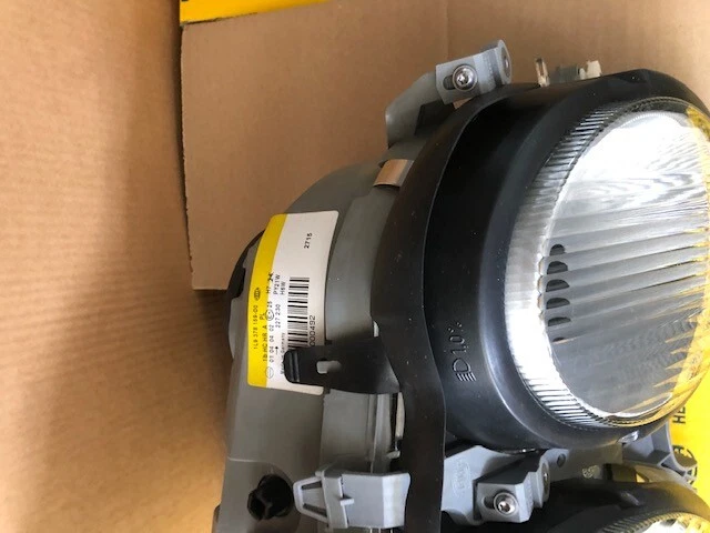 New Original Mercedes Benz W210 S210 Hella Headlight Right 