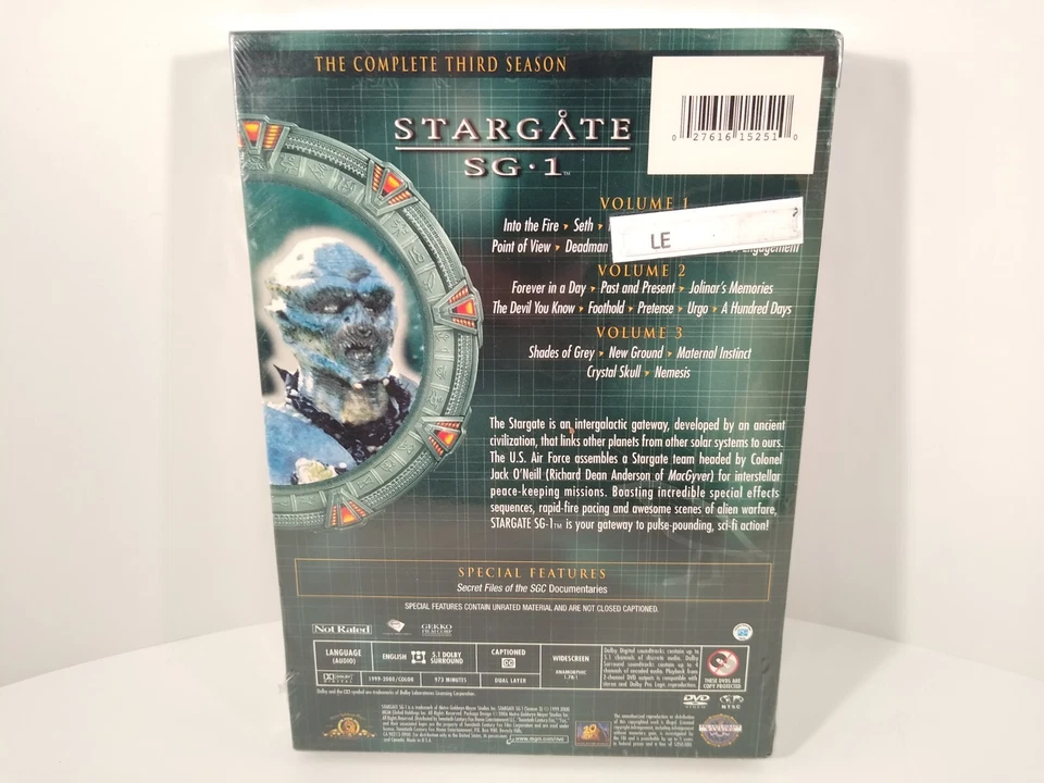 Stargate SG-1 Season 3 5-Disc Set BRAND NEW! 973 Minutes - Image 2 of 4