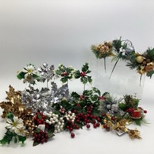 Lot New Christmas Plastic Holly Berry Picks Holiday Floral Sprays Berries 2000s