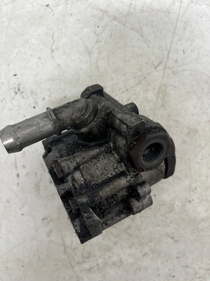 AUDI TT MK1 (2002) POWER STEERING PUMP 1.8T PETROL 8N0145154A - Image 3 of 4