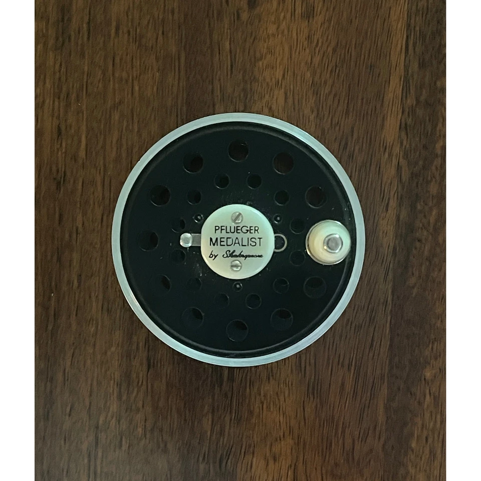 Pflueger Medalist by Shakespeare Fly Fishing Spare Reel Spool 1494 / 001 - Image 2 of 4
