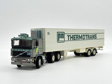 Volvo F10 6x2 Oldtimer Kühlanhänger 2 Achser "P.Nyholm" WSI LKW Modelle 1:50