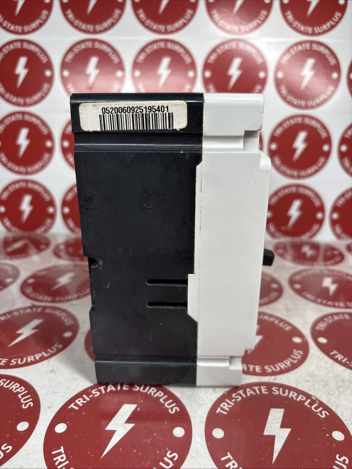 EATON CUTLER HAMMER HFD3175 3 polos 175 AMP tipo HFD 🔴🔴🔴 Foto 4 de 4