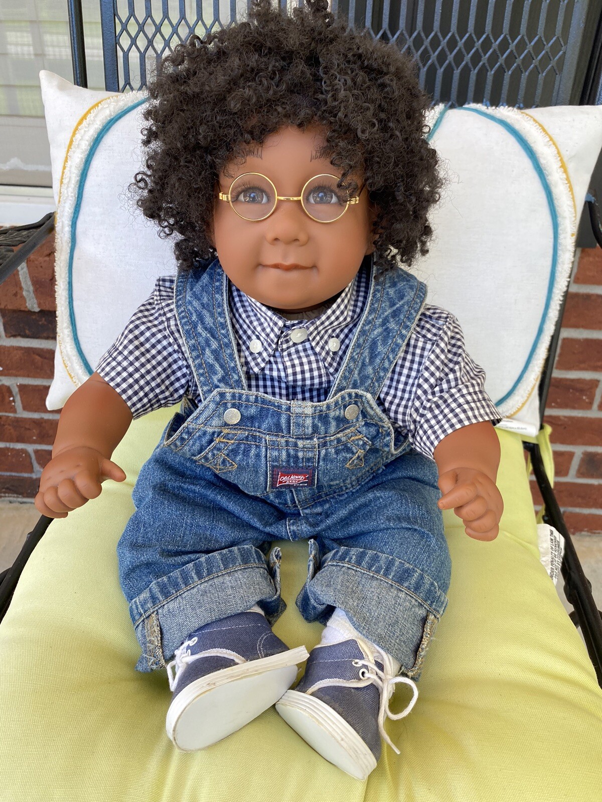 25-YEAR OLD Mylo Pat Secrist 1993 Brown African American Bla