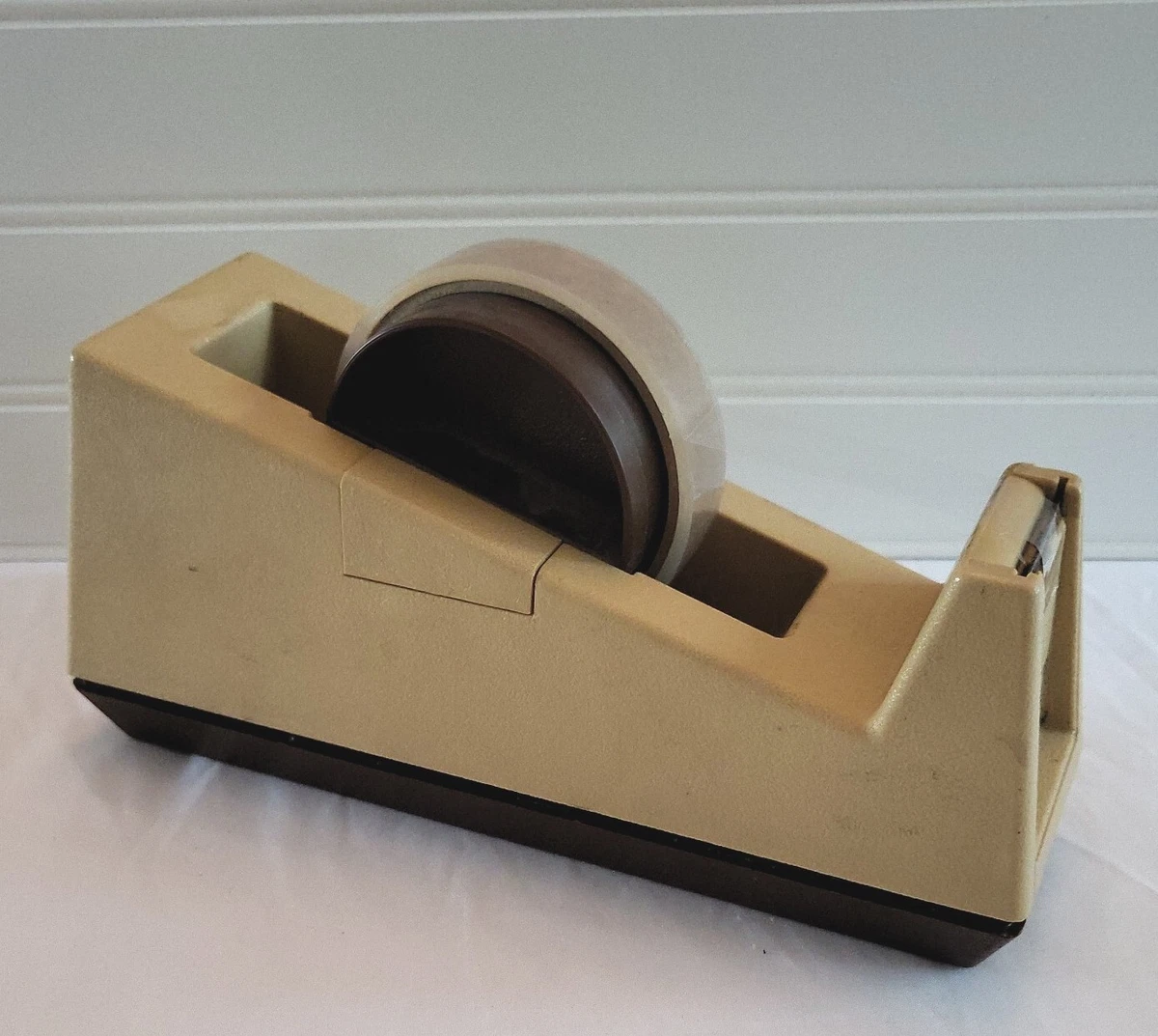 Scotch HeavyDuty Weighted Desktop Tape Dispenser 3 Core, 49 OFF