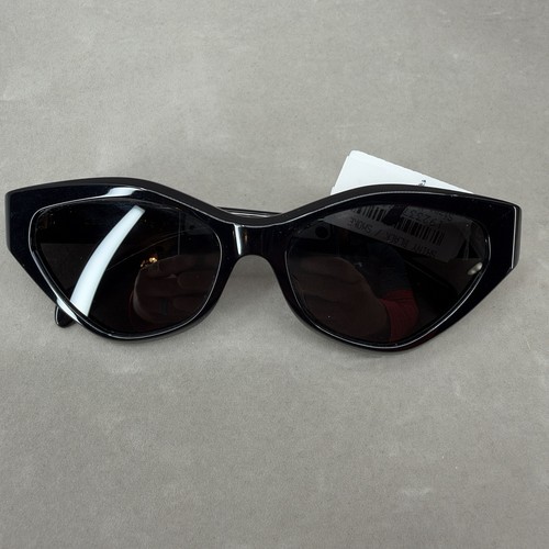 Celine Triomphe 17 Cat Eye Sunglasses CL40323U 01A Black/Smoke - FLAW