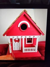 Bird Crab House ..Gardeners Eden Collection