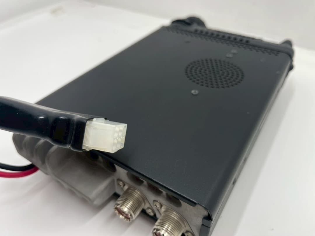Yaesu FT-857D 100w HF/VHF/UHF 1.9-430Mhz All Mode Transceiver Ham