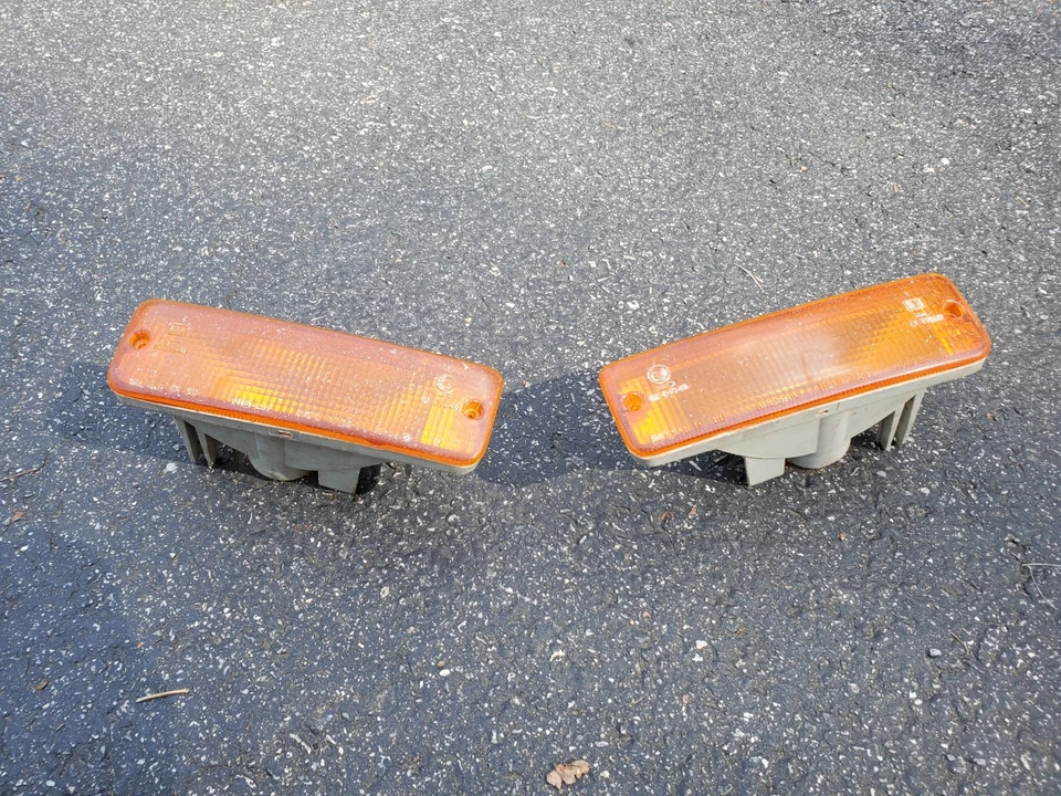 89-90 OEM Nissan 240sx S13 Pasajero y Conductor Luces intermitentes delanteras Pignose Foto 3 de 4