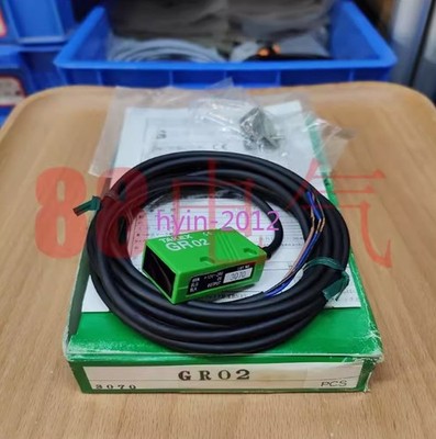 1pcs Used TAKEX/SEEKA color sensor GR02 *nl