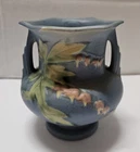 Vintage ROSEVILLE Pottery Bleeding Heart Blue Vase 138-4