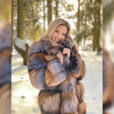 Women New Real Red Fox Fur Mid-Length Coat Natural Fur Thick Hot Jacket Overcoat