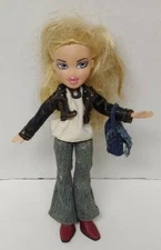 2000's BRATZ Doll Girl Figure MGA Entertainment Clothes Blonde Blue eyes Jeans