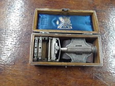 VTG WILKINSON SWORD CO. 3 DAY SAFETY RAZOR SE...