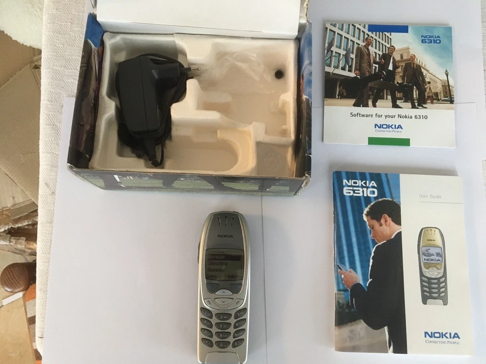 Nokia 6310 Argento Scatola originale, CD, Libretto istruzioni, Caricabatteria - Immagine 4 di 4