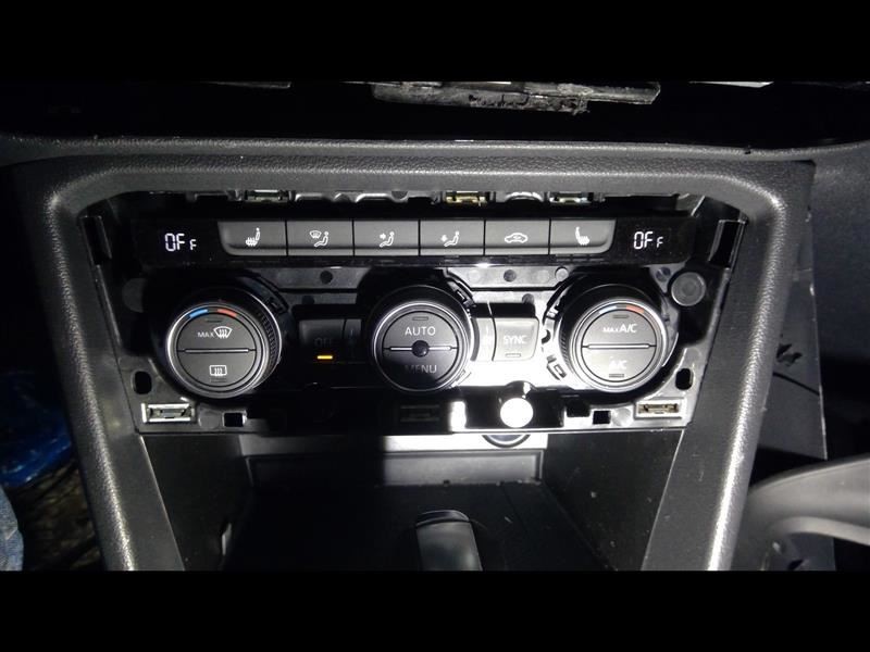 TIGUAN    2021 Temperature Control 710547