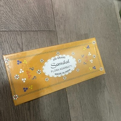 Sandal Sandalwood Flora Agarbatti Natural Hand Rolled Incense Sticks 250 Grams