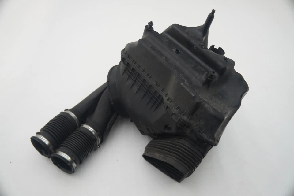 Engine Air Cleaner Filter Box 4.0L 4G0133836AH OEM Audi S6 S7 2016-17 - Image 3 of 4