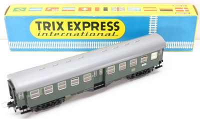 Trix Express 3775 H0 Passenger car 2nd class DB