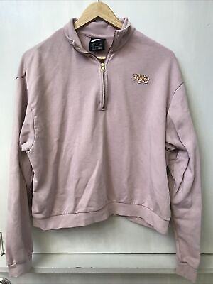 NIKE Women's Sportwear Femme 1/4 Zip Pink Oxford / Metallic NIKE Women's Sportwear Femme 1/4 Zip Pink Oxford / Metallic