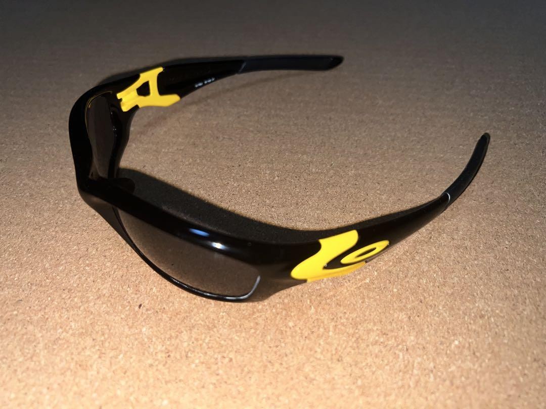 小物 OAKLEY LIVESTRONG STRAIGHT JACKET Oakley Livestrong Straight Jacket Sports Sunglasses Black