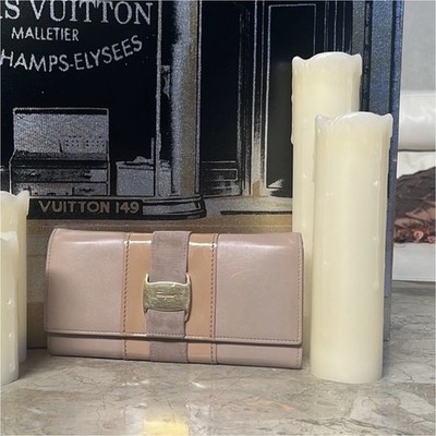 Salvatore Ferragamo Continental Wallet Beige Ribbon Gold Tone Zip Coin Pocket