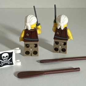 LEGO Pirates III Minifigure - Pirate Vest, Anchor Tatoo (pi158) 70409 Skull Flag