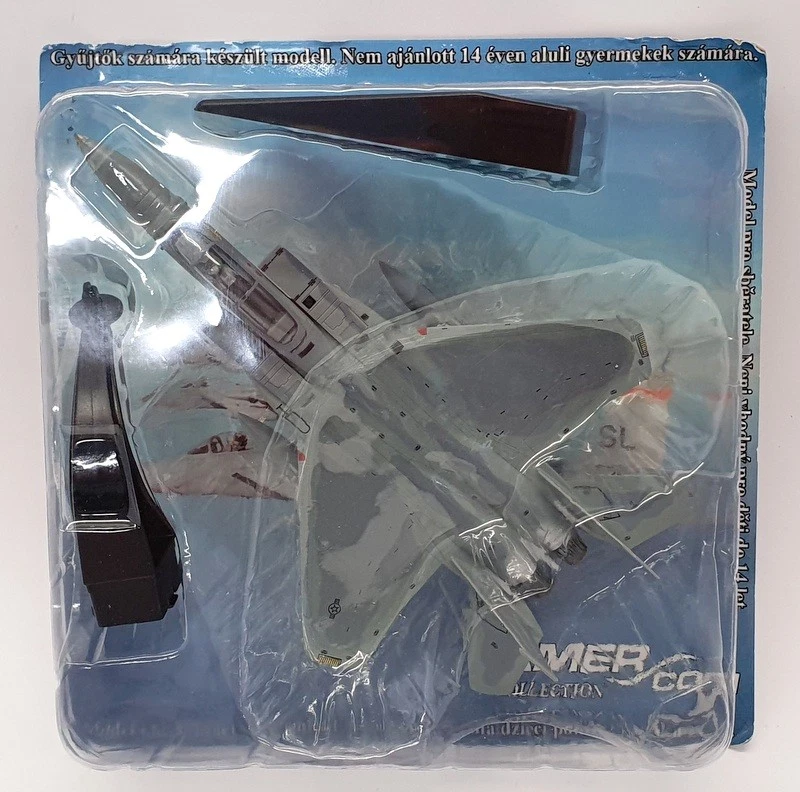 Amercom escala 1/100 AC0908D - McDonnell Douglas F-15A Eagle 5to FIS Foto 3 de 4