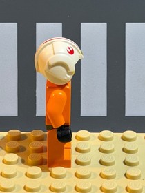 Lego 7140 7130 4482 4483 Star Wars Luke Skywalker X-Wing Pilot Minifigure MINT
