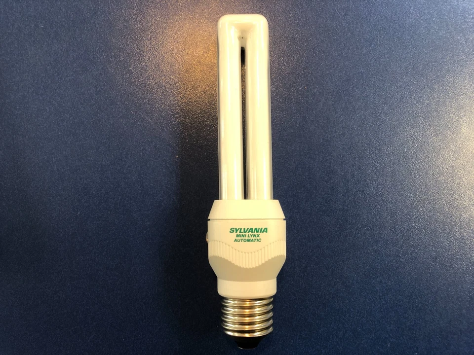 SYLVANIA Energiesparlampe Automatic 15W/827 E27 Sensor Dämmerungsschalter - Bild 2 von 4