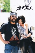 KURANDO MITSUTAKE signed Autogramm 20x30cm GUN WOMAN in Person autograph COA