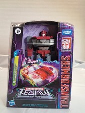 Hasbro Transformers Generations  Legacy Deluxe Deception  Wild Rider T104