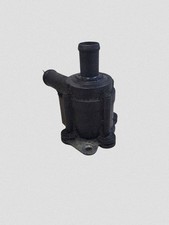 Pompe à eau Volvo V70