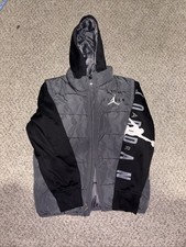 Nike Air Jordan Therma-Fit Hooded Puffer Jacket Black and Dark Gray Size Youth M